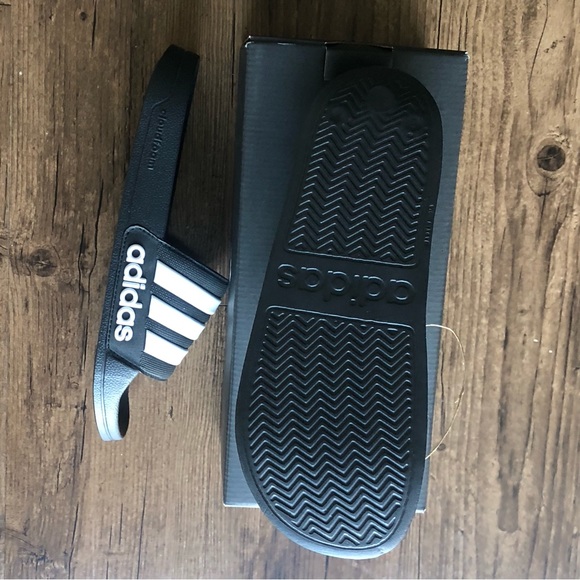 Adidas Adilette Slides - Picture 3 of 3
